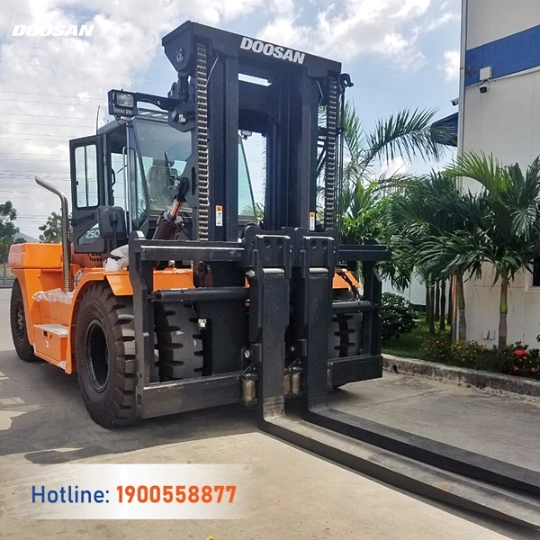 202202-ban-giao-xe-nang-dau-25-tan-doosan-brvt-03