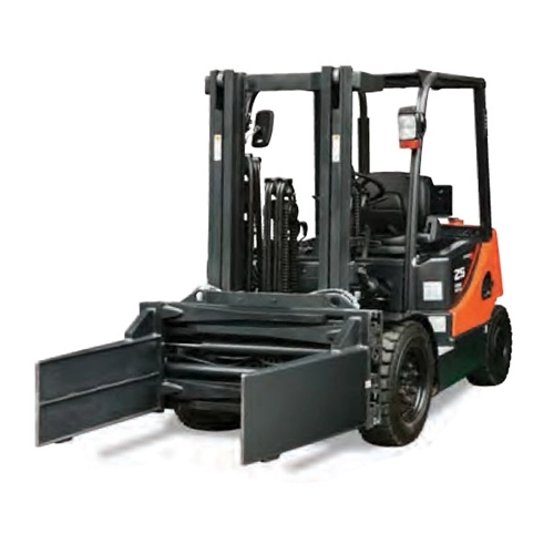 202205-xe-nang-kep-gach-doosan-bale-clamp