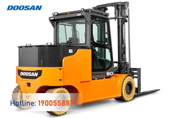 202303-ra-mat-xe-nang-dien-B80NS-01
