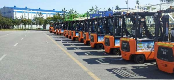 thong-so-xe-nang-doosan-thumb