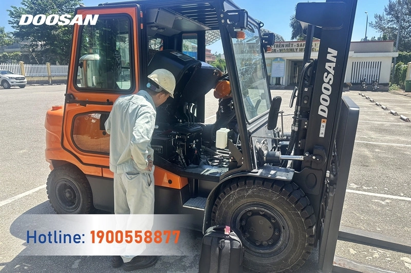 202408-cskh-xe-nang-doosan-tst-corporation-3