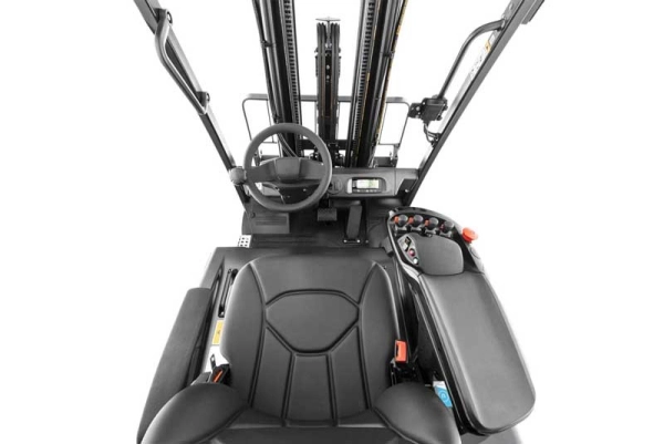 bobcat-b20x-7-plus-xe-nang-dien-2-tan-7